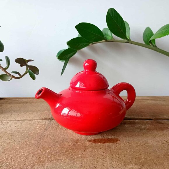 Vintage Hayhoe Flowerdale Single Serve Small Red Ceramic Teapot, Canada Pottery - Picture 10 of 10